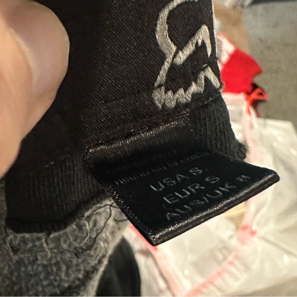 Fox - woman’s “vintage” button up sweatshirt/lightweight jacket - black - small - Picture 6 of 6